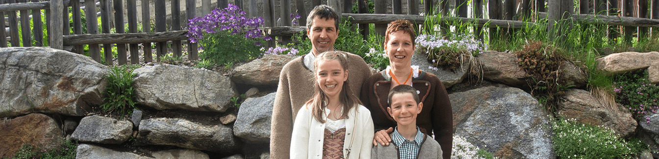 68c413cfbd2787a6955d1abe familie20wiartshof201