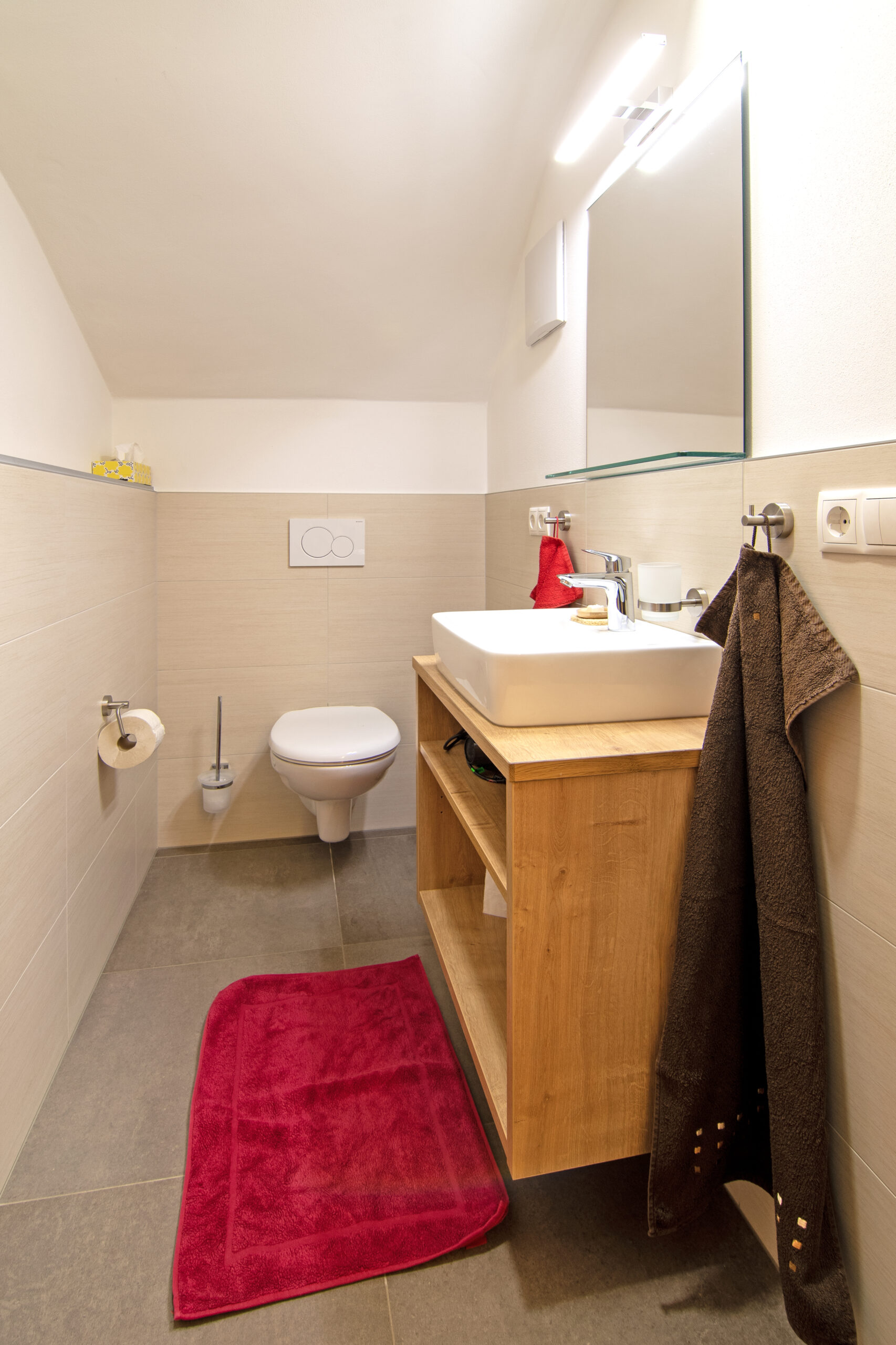 Wiartshof Urlaub auf dem Bauernhof Langtaufers Ferienwohnungen Hühnernest Bad