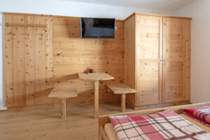 Wiartshof Urlaub auf dem Bauernof Langtaufers Ferienwohnung Heustadl Sitzecke